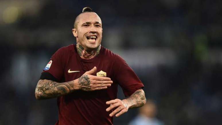 Em entrevista ao jornal 'Gazzetta dello Sport', Nainggolan anuncia saída da Roma (Foto:AFP)