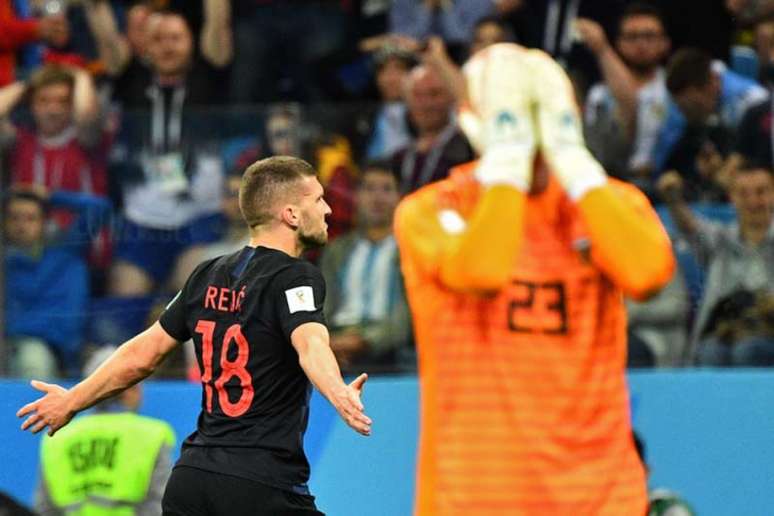 Rebic, autor do primeiro gol contra a Argentina, será um dos poupados - FOTO: AFP