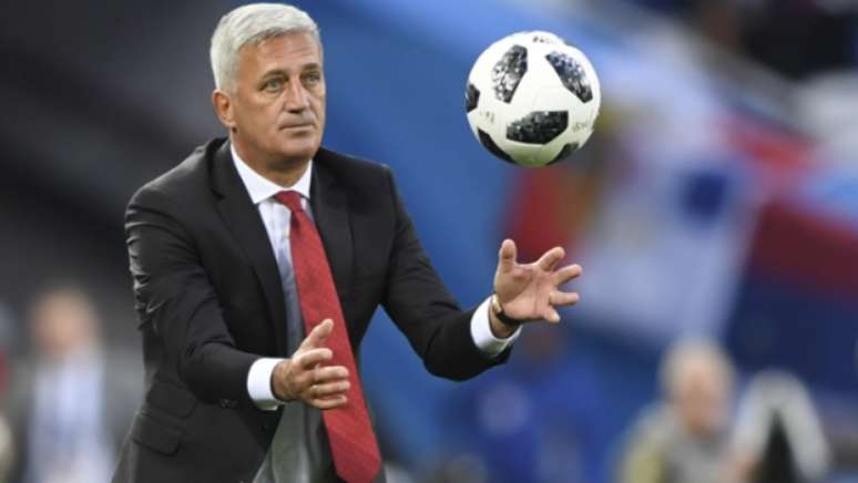 Vladimir Petkovic exaltou a mentalidade vencedora desenvolvida em sua passagem pela seleção suíça (Foto: AFP)