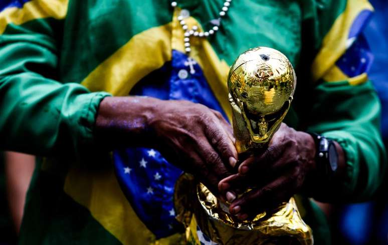 Taça improvisada. Com torcida de palestino, Brasil tem vitória sofrida
