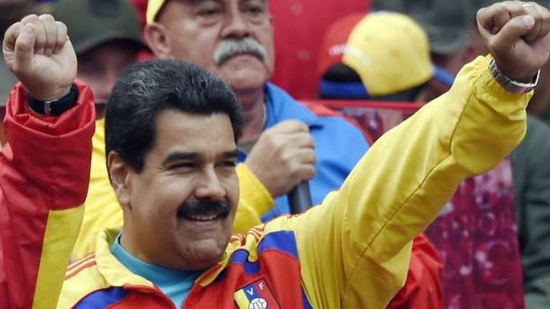 Maduro atribui os problemas do país a uma 'guerra econômica'