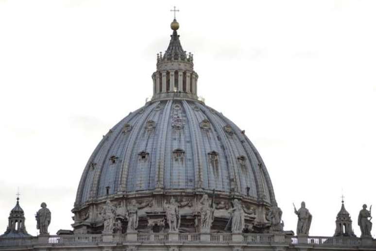 Vaticano condena padre a 5 anos por pornografia infantil