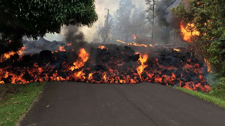 O vulc&atilde;o Kilauea entrou em erup&ccedil;&atilde;o em 3 de maio