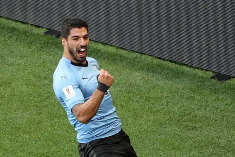 Suárez comemora gol contra a Arábia Saudita