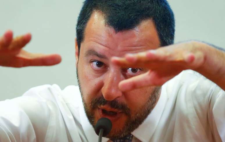 Ministro italiano Salvini concede entrevista em Roma
 25/6/2018    REUTERS/Tony Gentile 