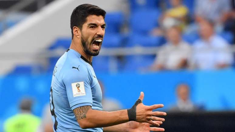 Suárez já marcou dois gols na Copa do Mundo até agora (Foto: PASCAL GUYOT / AFP)