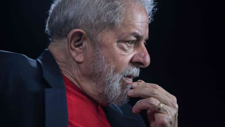 Após condenação no TRF-4 por corrupção passiva e lavagem de dinheiro, defesa de Lula tem o direito de tentar anular essa decisão no STF e STJ