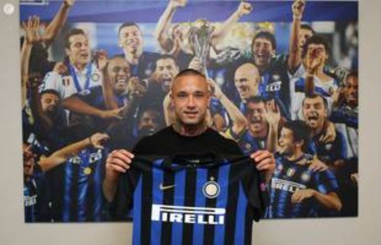 Inter de Milão confirma contração de Radja Nainggolan