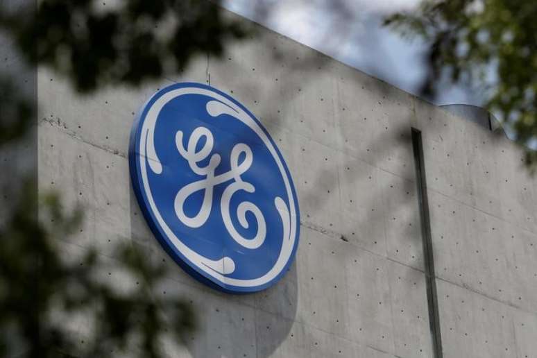 Logo da General Electric em Monterrey, no M&eacute;xico 12/05/2017 REUTERS/Daniel Becerril