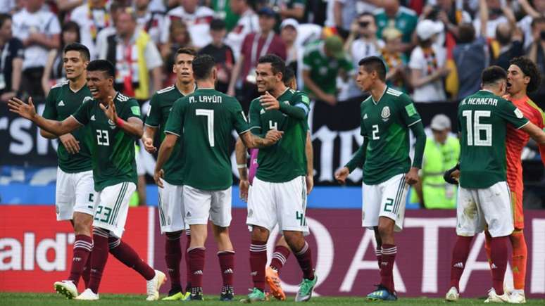 100% México chega embalado para enfrentar a Suécia (Foto: KIRILL KUDRYAVTSEV / AFP)