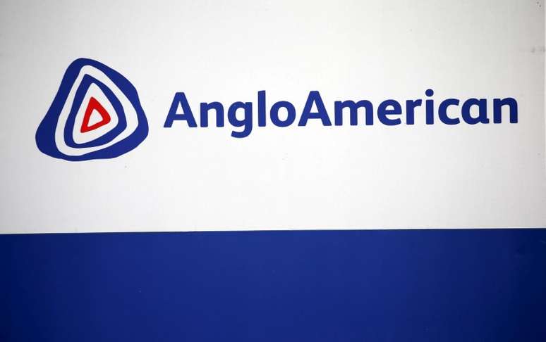 Logo da Anglo American em Rusternburgo, na África do Sul
05/10/2015
REUTERS/Siphiwe Sibeko