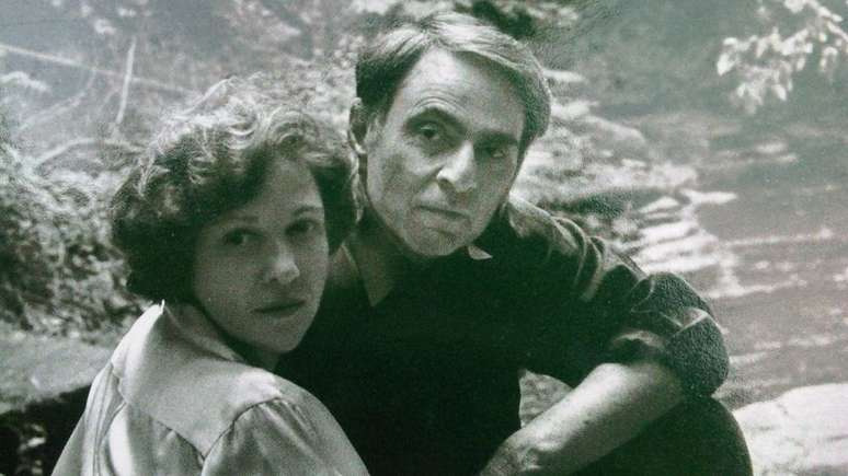 Ann Druyan e Carl Sagan (Foto: Reprodução)