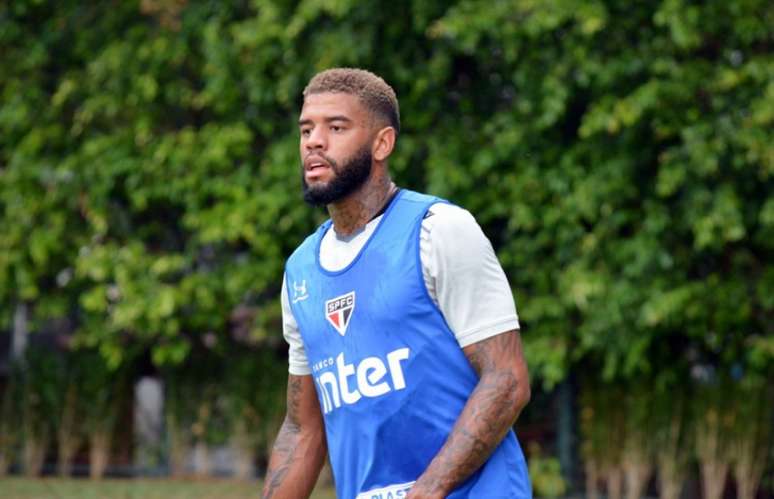 Júnior Tavares foi promovido aos profissionais do São Paulo pelo ex-técnico do clube Rogério Ceni (Érico Leonan/saopaulofc.net)