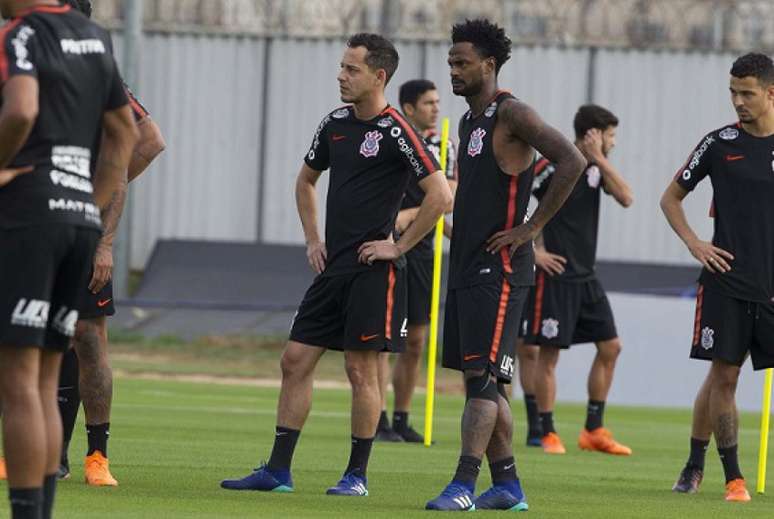Corinthians voltou aos treinos na última segunda-feira (Foto: Daniel Augusto Jr)