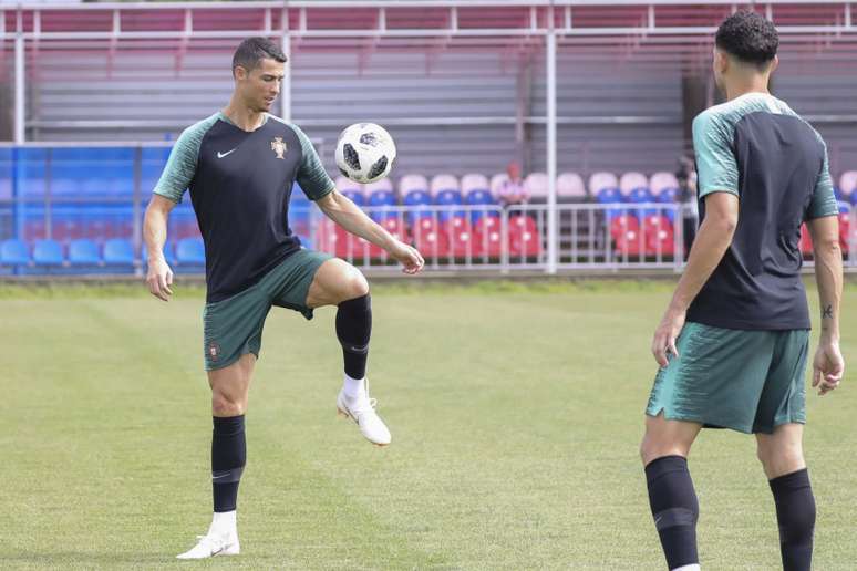 Cristiano Ronaldo está de olho na artilharia da Copa (Divulgação)