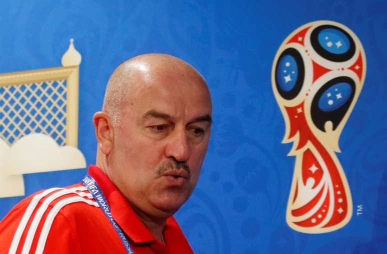 Técnico russo Stanislav Cherchesov 30/06/2018   REUTERS/Maxim Shemetov