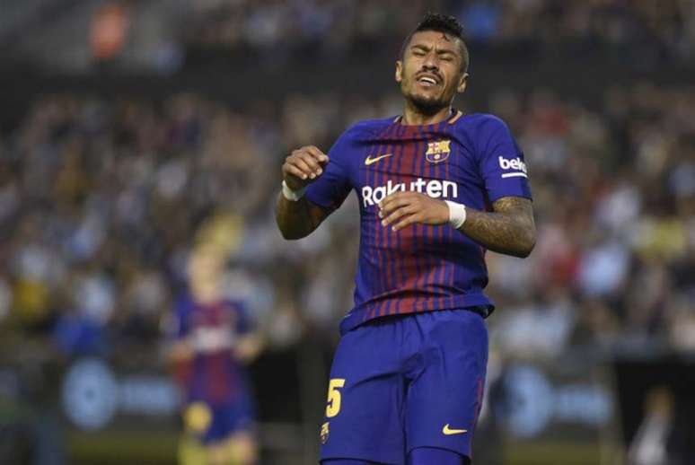 Segundo o 'Mundo Deportivo', Barcelona recebe proposta por Paulinho (Foto: MIGUEL RIOPA / AFP)