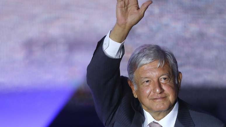 Andrés Manuel López Obrador é o primeiro esquerdista em décadas a assumir o poder no México