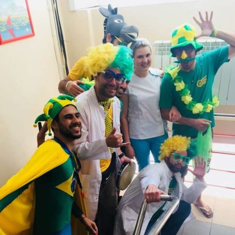Ideia dos brasileiros que visitaram o hospital &eacute; unir 'medicina com alegria', para ajudar na recupera&ccedil;&atilde;o das crian&ccedil;as