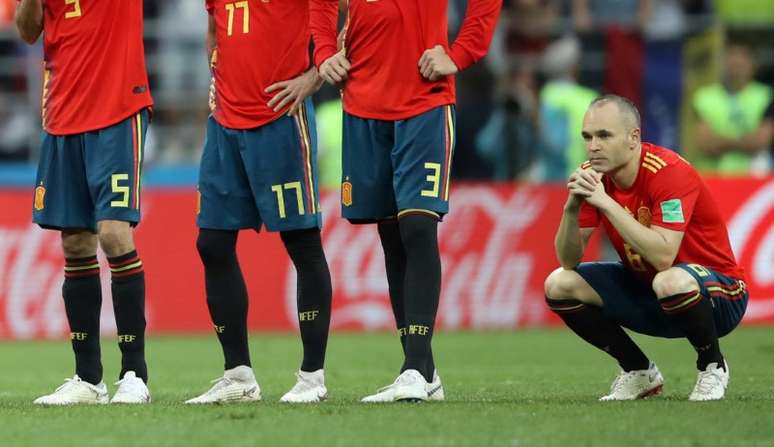 Andr&eacute;s Iniesta ap&oacute;s derrota da Espanha nos p&ecirc;naltis para a R&uacute;ssia 01/07/2018   REUTERS/Carl Recine