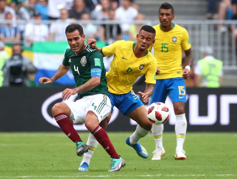 Rafa Marquez durante jogo contra o Brasil 
 2/7/2018    REUTERS/Pilar Olivares