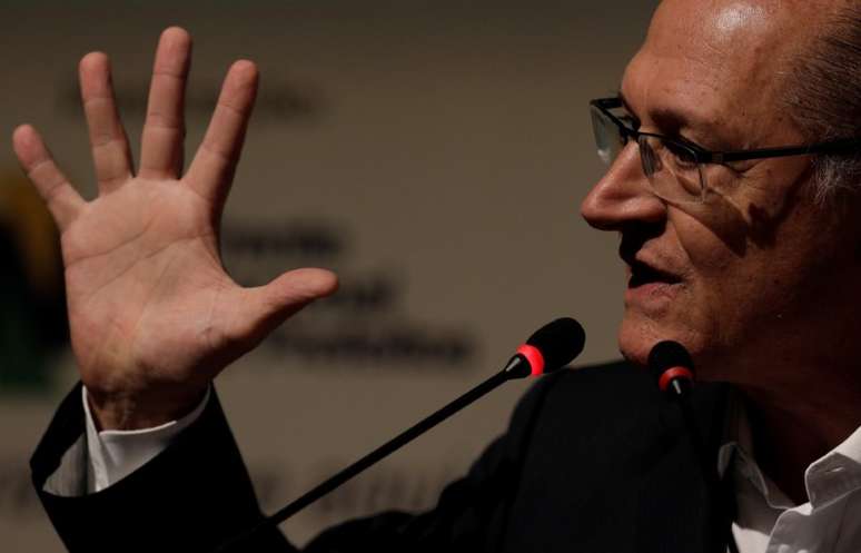 Pré-candidato do PSDB à Presidência, Geraldo Alckmin, participa de evento em Niterói, em maio