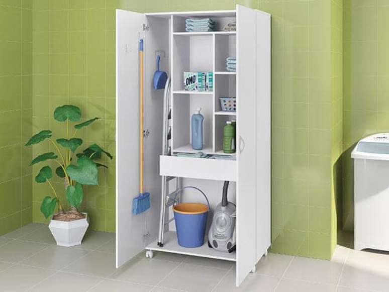 9. Arm&aacute;rio multiuso para lavanderia com espa&ccedil;os separados para cada item