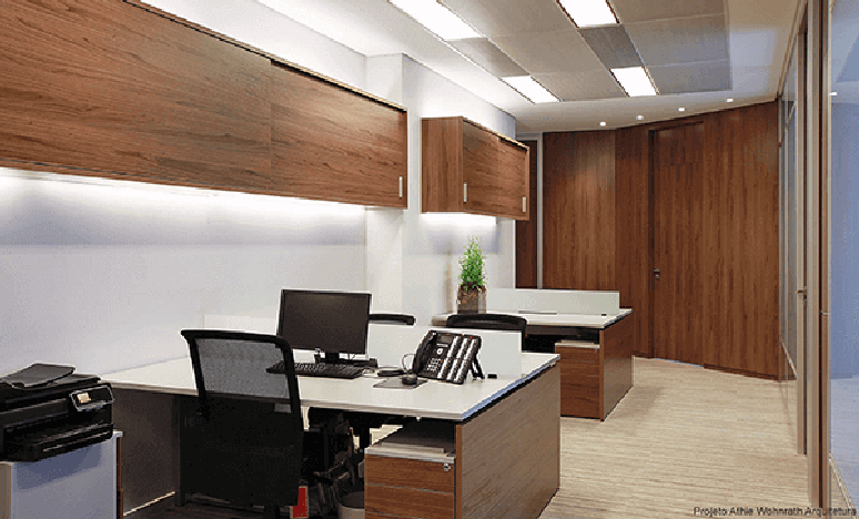 21 -Mesa para escrit&oacute;rio com gaveta de tampo branco.