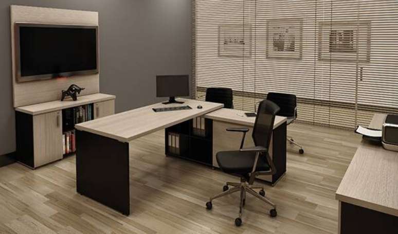 30 – Mesa para escritório em formato L rebaixado.