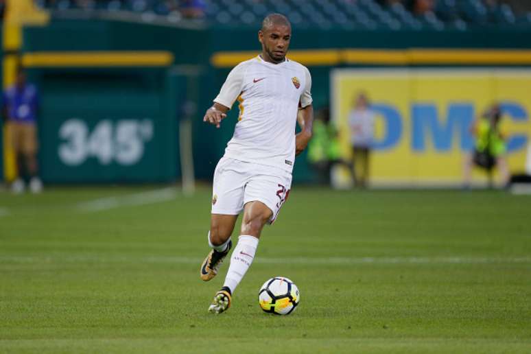 Bruno Peres tem contrato com a Roma até junho de 2021