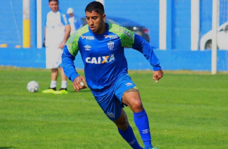 MAURINHO destaca esforço nos treinamentos (Foto: Divulgação)