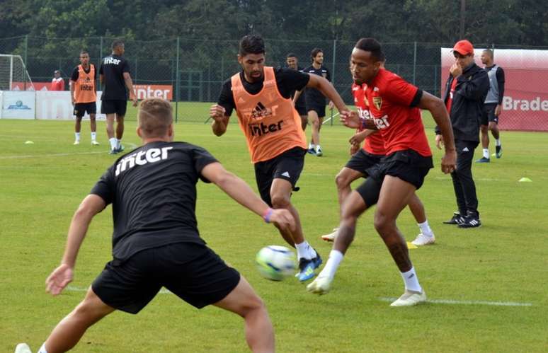 São Paulo encerrou período de treinos no CT de Cotia(Érico Leonan/saopaulofc.net)