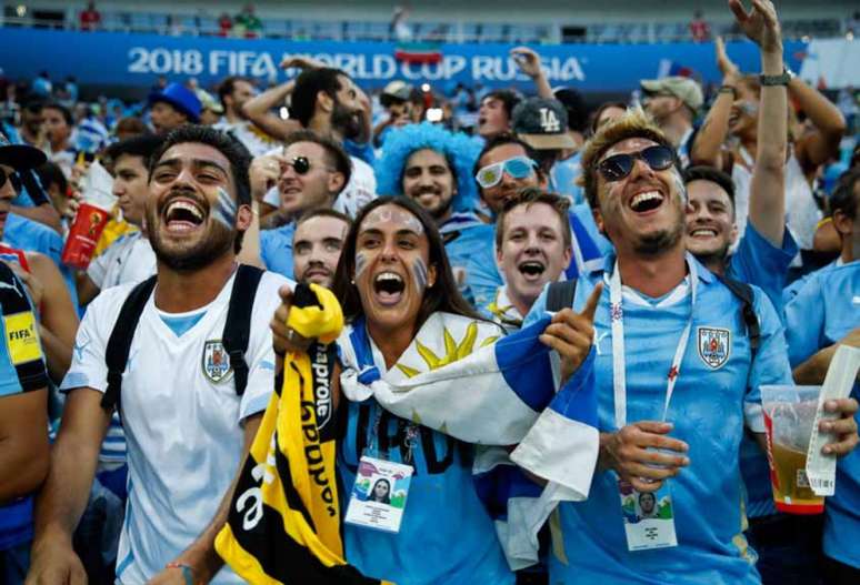 A torcida celeste tem motivos para comemorar (Foto: Odd Andersen/AFP)