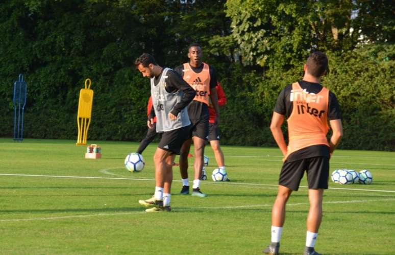 São Paulo teve mais um dia de preparação focado no retorno da temporada do futebol brasileiro (Érico Leonan/saopaulofc.net)