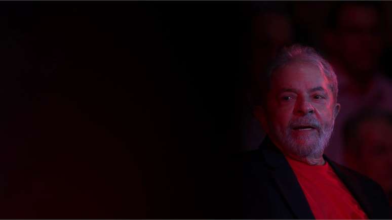 Lula está preso há três meses, condenado a 12 anos e 1 mês por corrupção passiva e lavagem de dinheiro