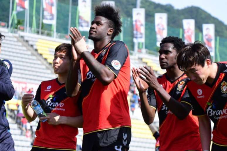 Marcão marcou dez gols em 13 partidas pelo Gyeongnam nesta temporada na Coreia do Sul (Foto: Divulgação)