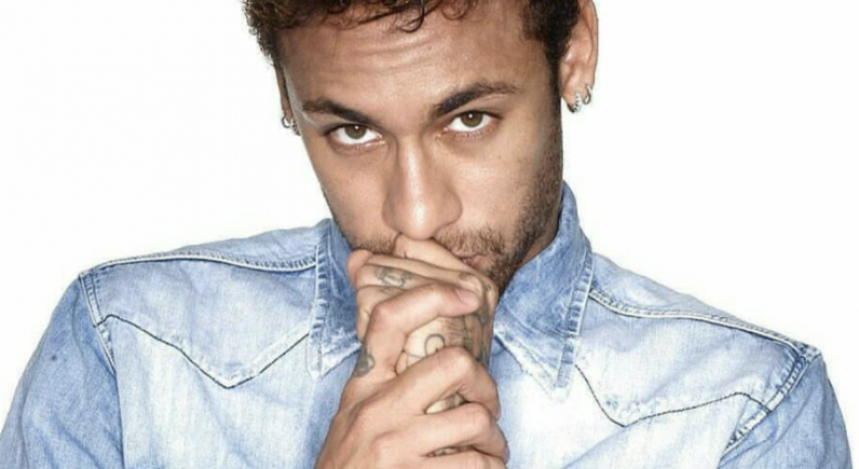 Neymar se mantém em silêncio enquanto jornalistas condenam ‘estrelismo’ do jogador
