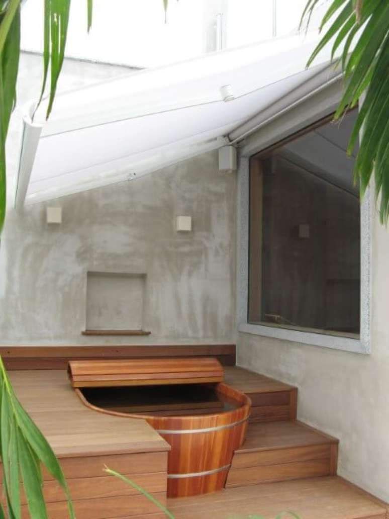 7. Ofur&ocirc; em terra&ccedil;o. Projeto de Andr&eacute; Martins