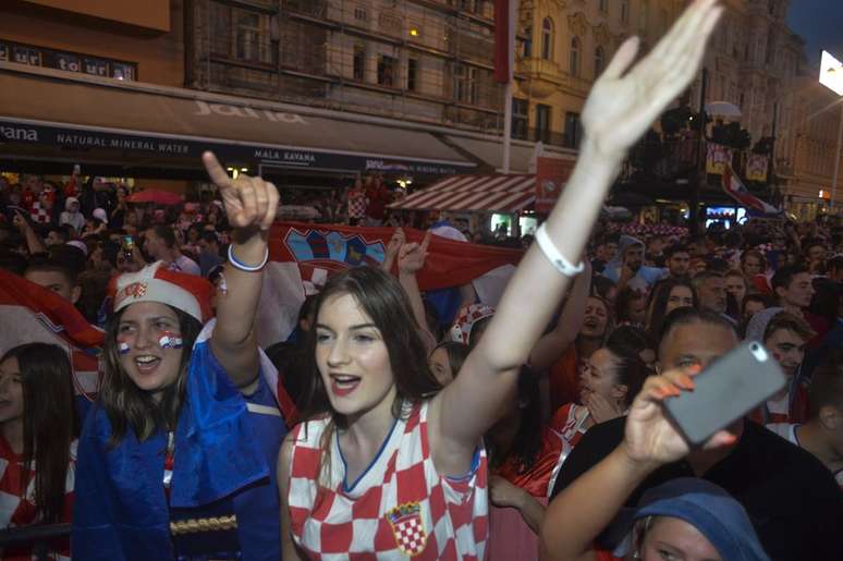 Vitória sobre Croácia e vaga na final são prêmios para a torcida