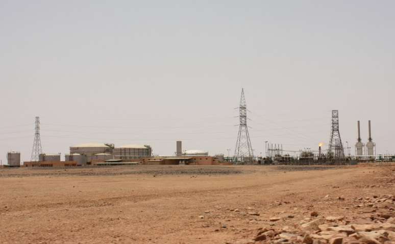 Campo petrolífero El Feel, perto de Murzuq, na Líbia
06/07/2017
REUTERS/Aidan Lewis 