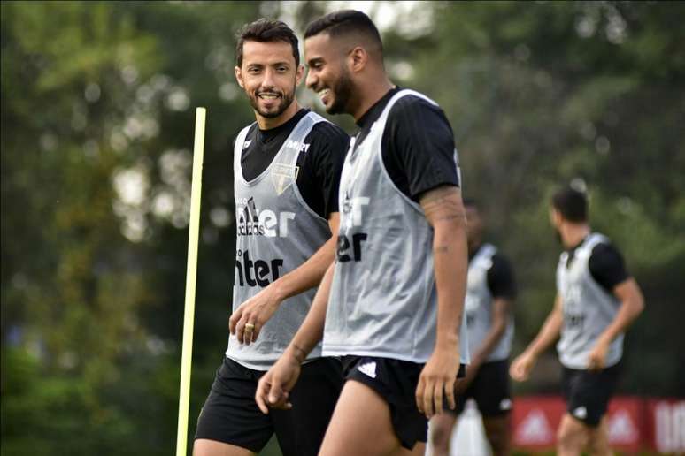 Nenê foi procurado para deixar o São Paulo, mas garante que fica (Eduardo Carmim/Photo Premium/Lancepress!)