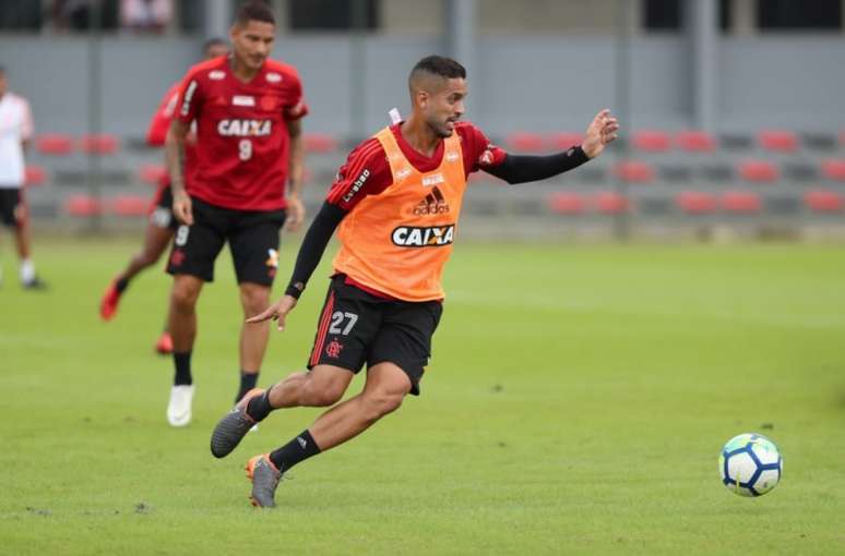 Rômulo deve ter nova oportunidade no Flamengo (Foto: Gilvan de Souza/Flamengo)