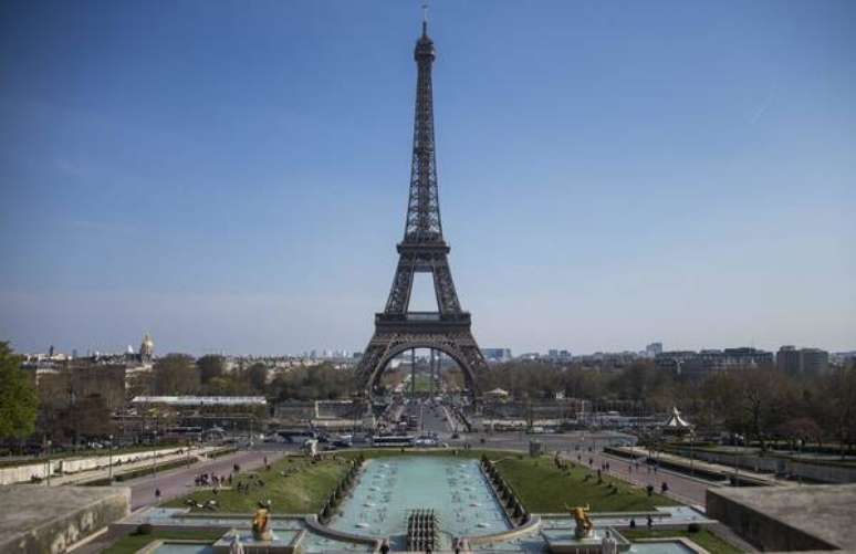 Restaurantes da Torre Eiffel, em Paris, terão nova direção