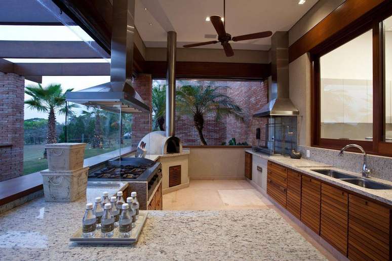 10. Decora&ccedil;&atilde;o de dia dos pais &ndash; &Aacute;rea gourmet com churrasqueira