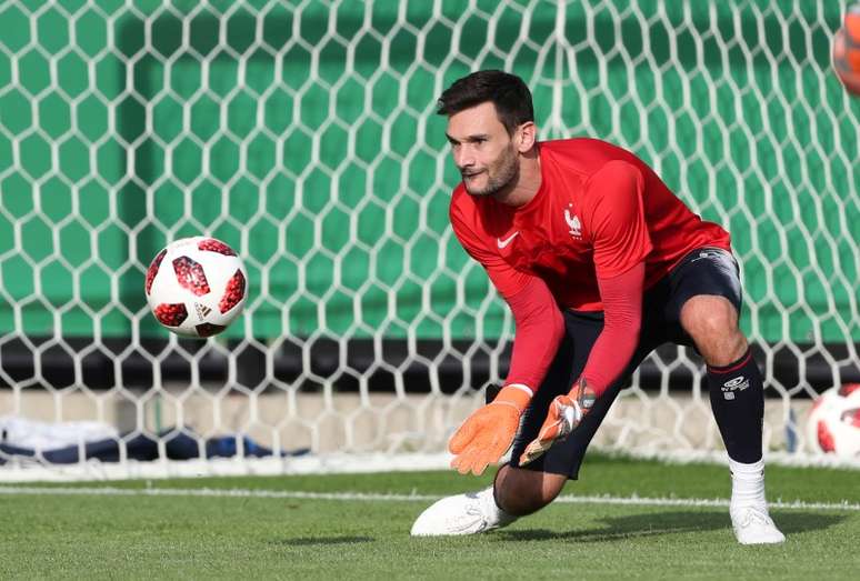 Lloris em treino da Fran&ccedil;a
 14/7/2018     REUTERS/Carl Recine 