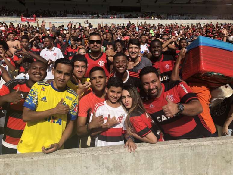 Torcida rubro-negra deve comparar em peso para o reencontro com o Fla (Foto: Reprodução/Twitter)