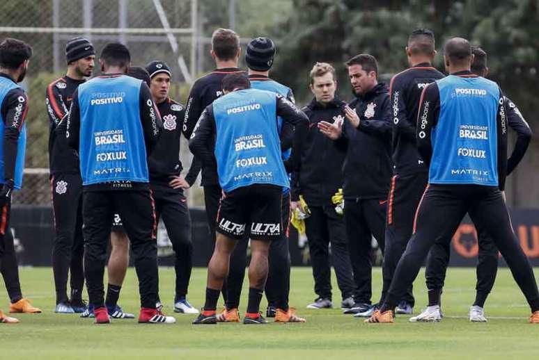 O Corinthians treinou na manhã deste sábado no CT Joaquim Grava (Foto: Daniel Augusto Jr. / Ag. Corinthians)