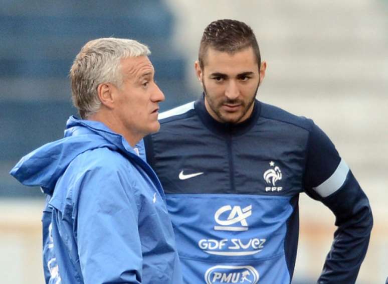 Benzema parabenizou os campeões mundiais em uma rede social (Foto: FRANCK FIFE / AFP)