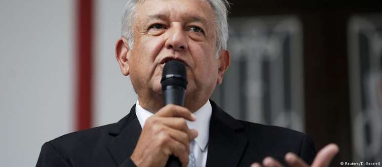 Andrés Manuel López Obrador assume a presidência em dezembro. Pela primeira vez a esquerda governará o México