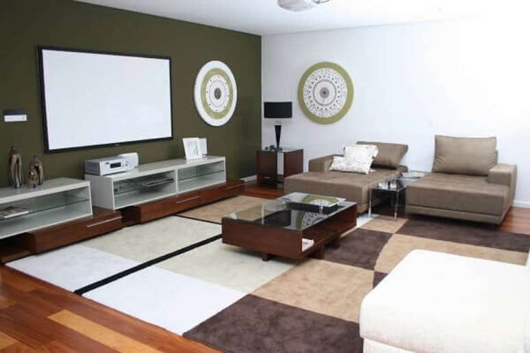 19-Cores para sala em duas paredes deixam o ambiente moderno e elegante.